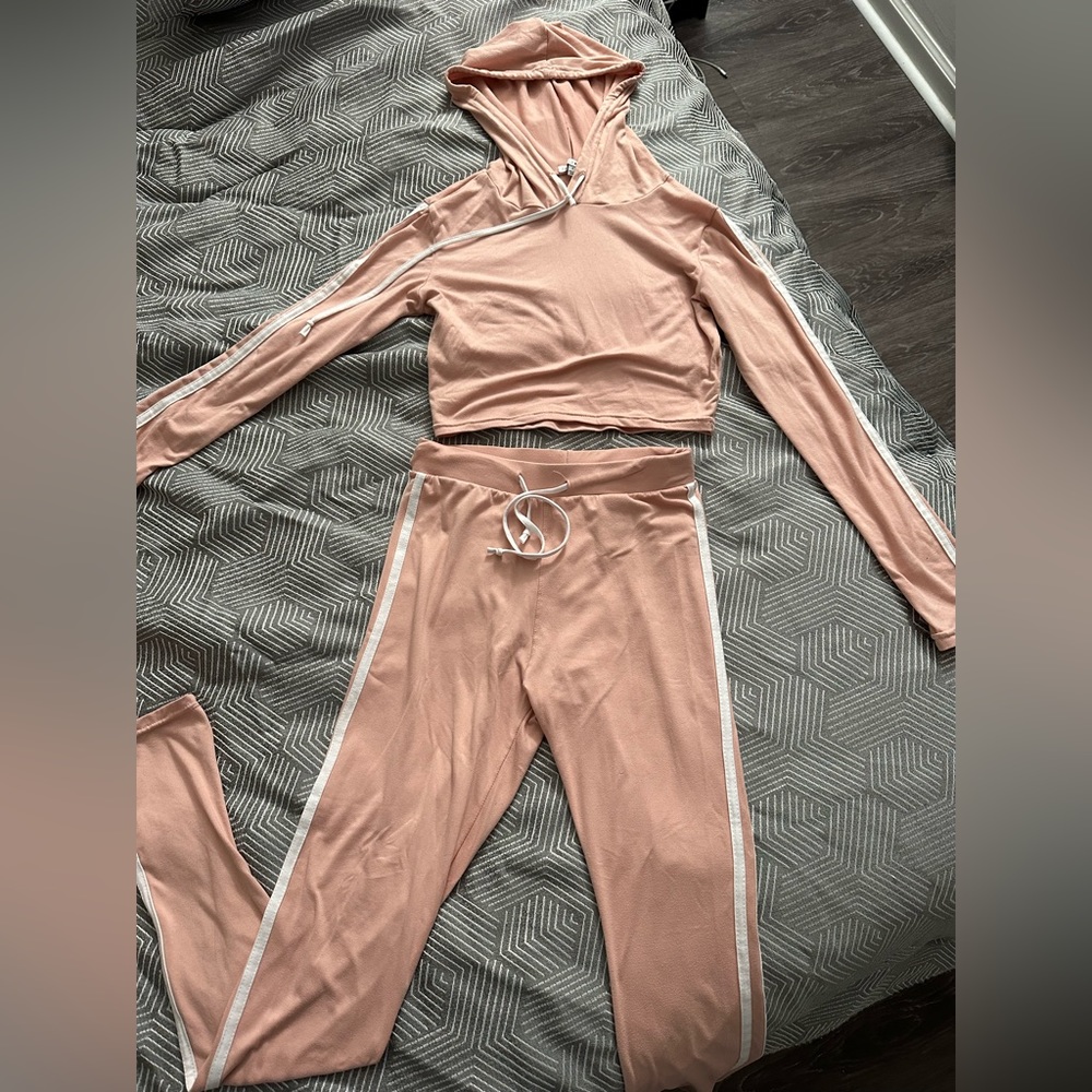 Fashion Nova 2 piece set